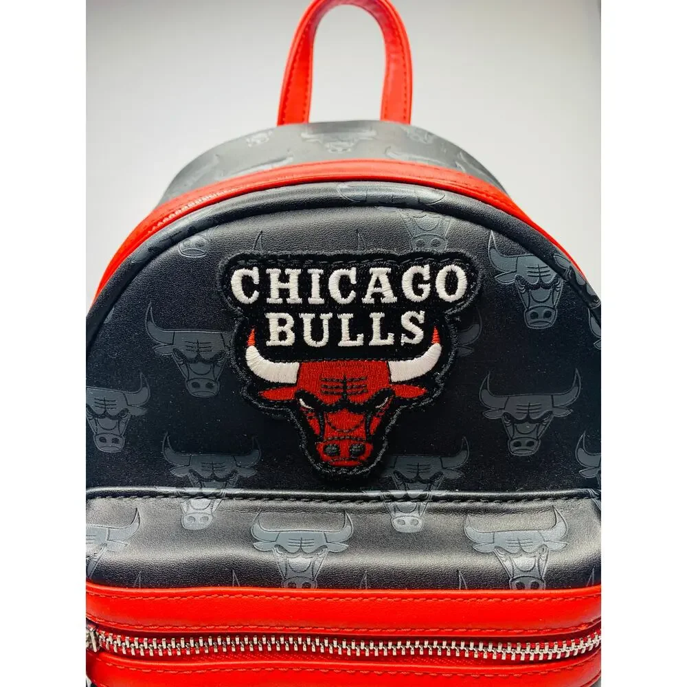 NWT NBA Chicago Bulls Logo Loungefly Mini Backpack